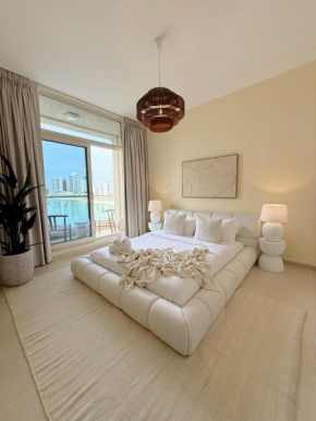 Luxury Boho Retreat Serene Lagoon Views